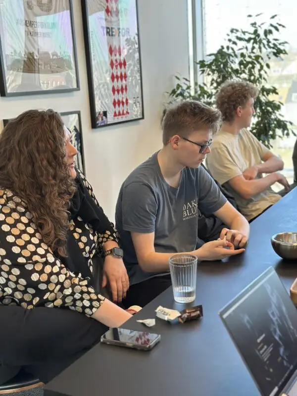 Image 4 600x800 1 - DataSign A/S